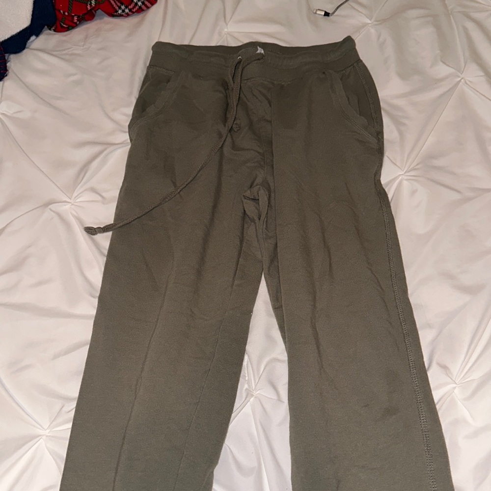 Fashion nova Army green joggers
